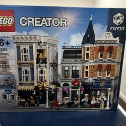 Lego Assembly Square