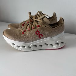 New, On Cloudtecphase Size 8.5