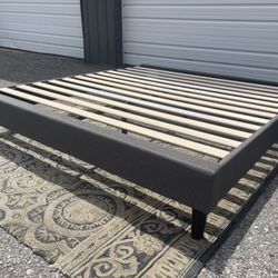 New KING Size Platform Bed Frame 