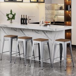 Brand New 4-pack Metal Counter Stools