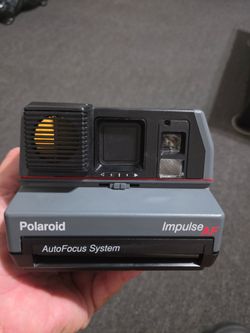 Instant camera