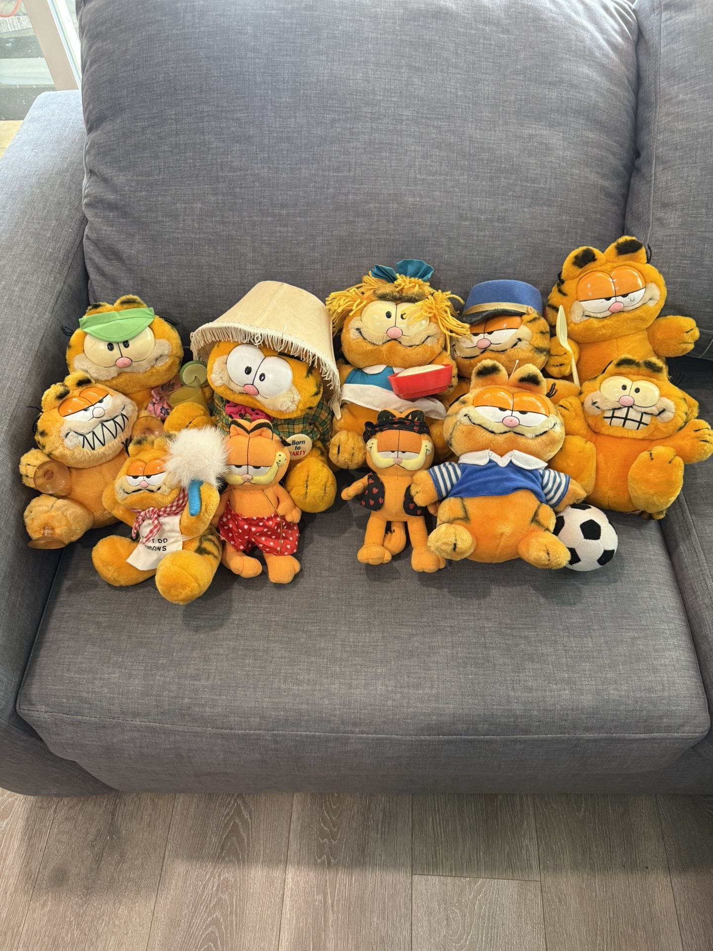 Original Vintage Garfield Plushies $40