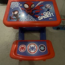 Spiderman Table W/seating 