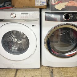 Electrolux Dryer And Samsung Washer 