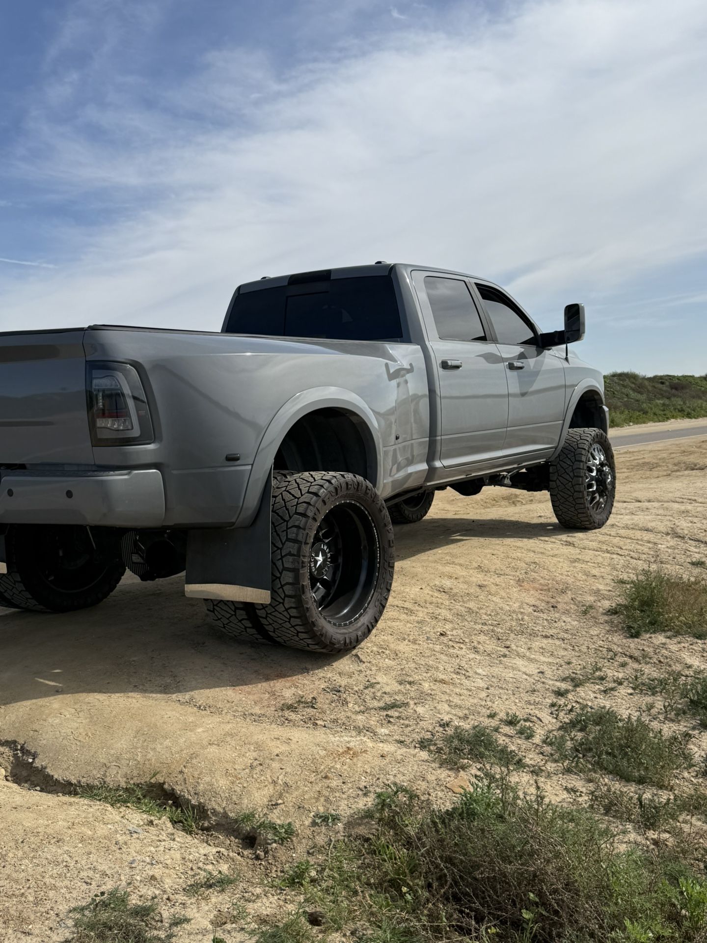 2011 Dodge Ram 3500 for Sale in Lakeside, CA - OfferUp