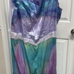 Adult Woman Size XL Disney The Little Mermaid Costume Just $5