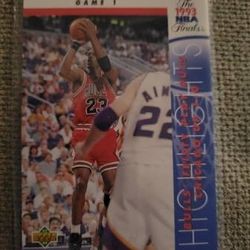 1993 UPPER DECK #198 MICHAEL JORDAN BULLS HOF mint