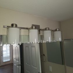 Light Fixtures 