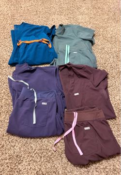 Figs scrubs