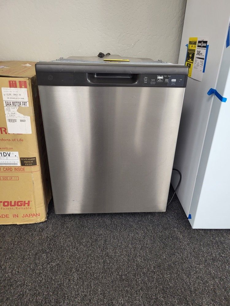Clearance: New GE Stainless Dishwasher