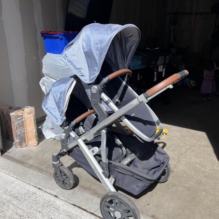 UppaBaby Vista  With Double Stroller Attachment 