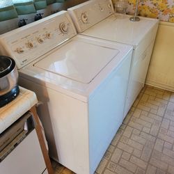 Washer & Gas Dryer $400