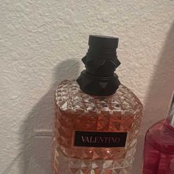 Valentino Perfume