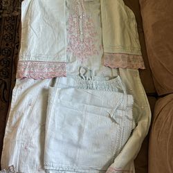 Pakistani Salwar Kameez