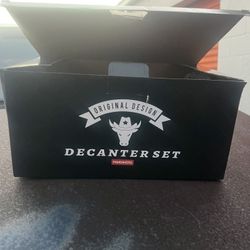 Longhorn Bull Whiskey Decanter Set - 5-Piece Gift Set - New In Box