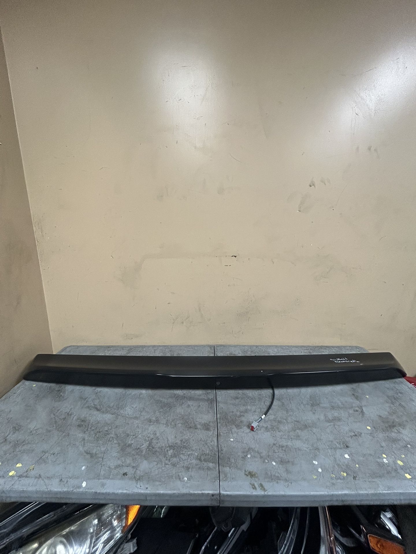 2015 2016 2017 2018 2019 2020 2021 2022 2023 Dodge Challenger Deck Trunk Lid Spoiler With Camera Oem