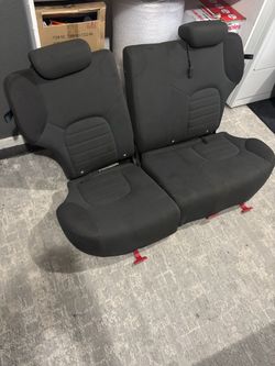 2006 Nissan Xterra rear seats