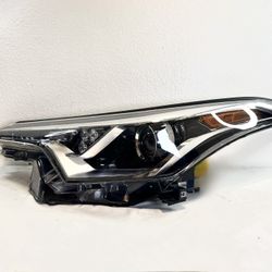 2018 - 2019 TOYOTA C-HR CHR LH DRIVER SIDE HEADLIGHT OEM