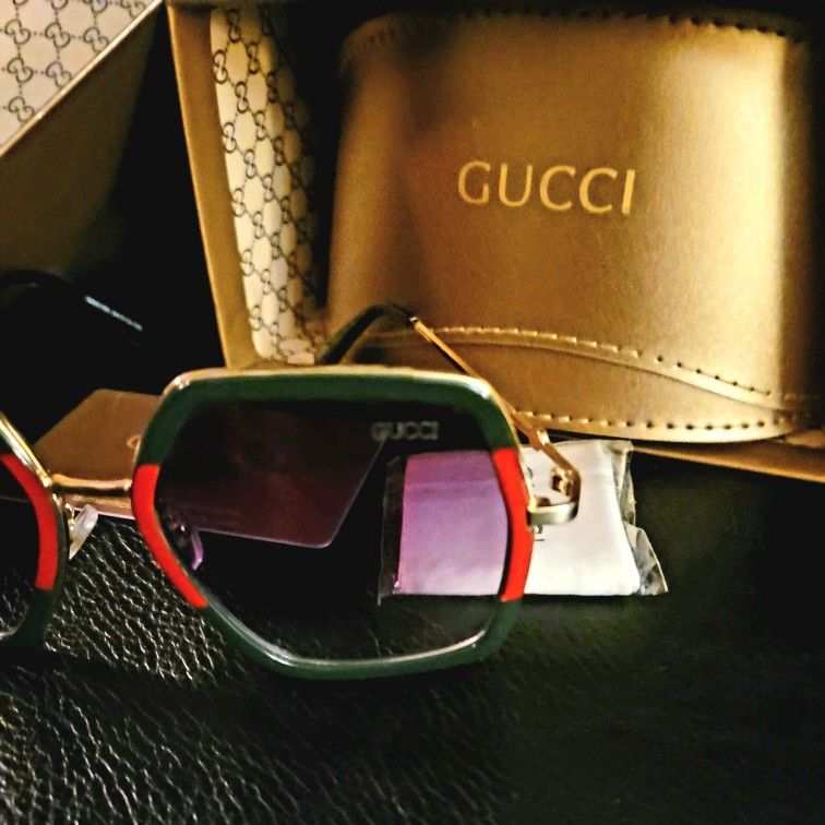 Gucci Womens Urban Web Block Sunglasses