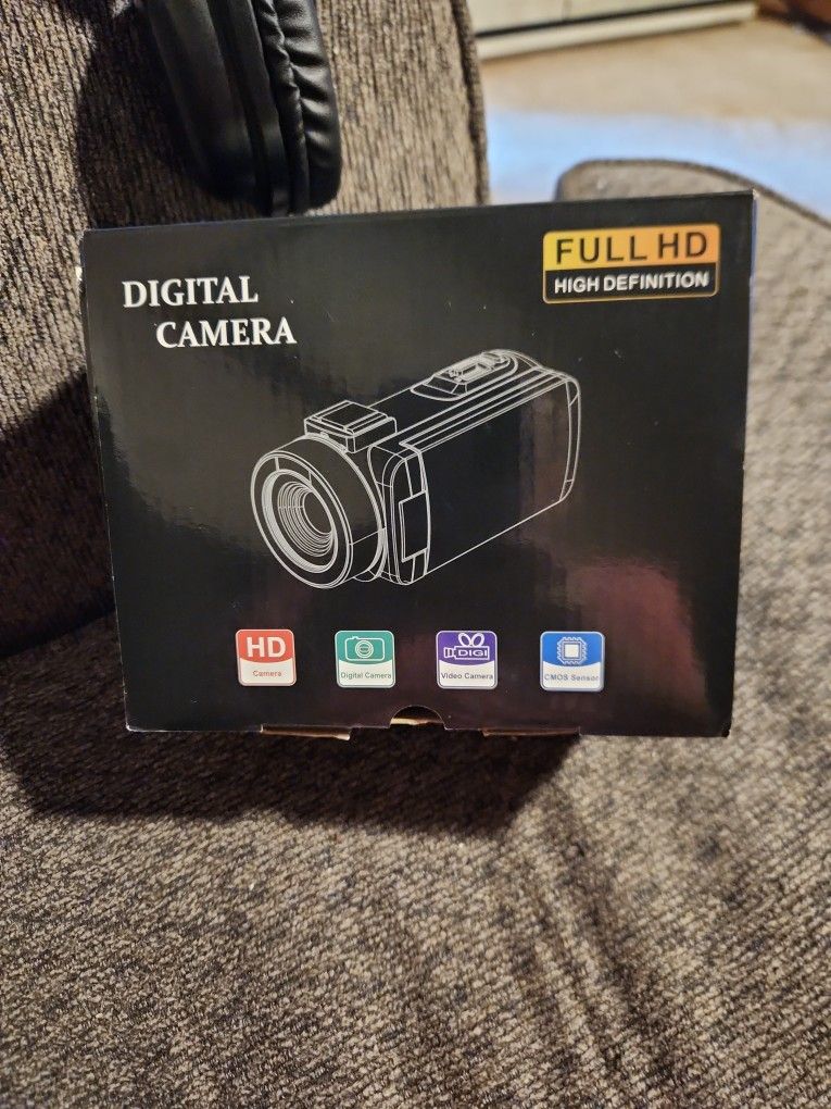 Digital Camera 