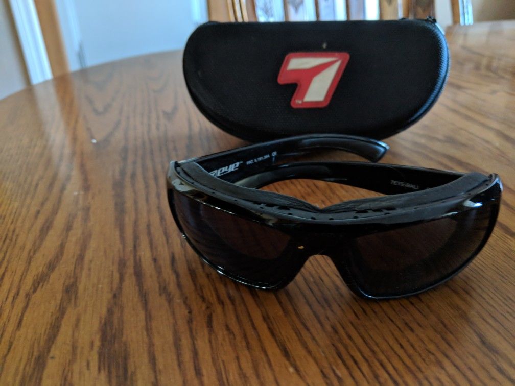 Woman's motorcycle glasses
