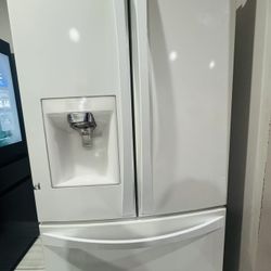 Kenmore Elite Refrigerator: 3 Doors in White