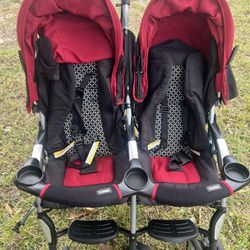 Double stroller 