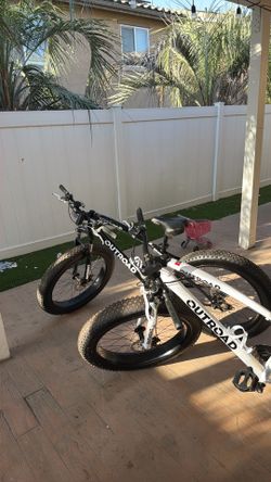 Fat tire off-road bike