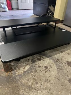 New Adjustable standing desk