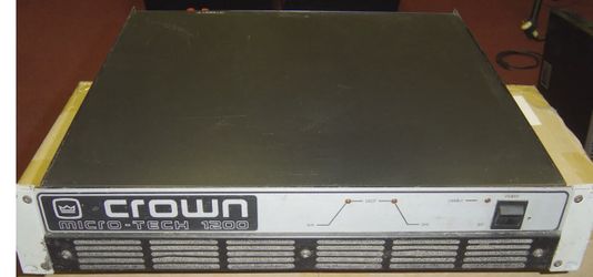 Like New Crown Micro tech 1200 Amplifier 