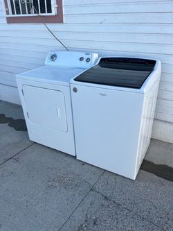 Washer & Dryer Set