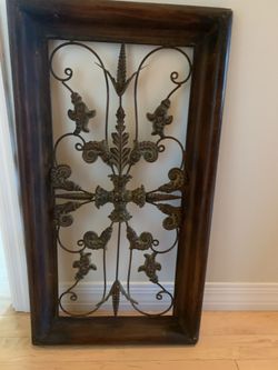 Metal Art in great condition