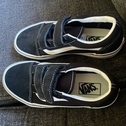 Vans kid shoes