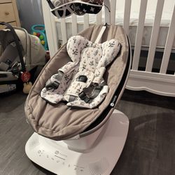 4MOMS MamaRoo Multi-Motion Baby Swing 