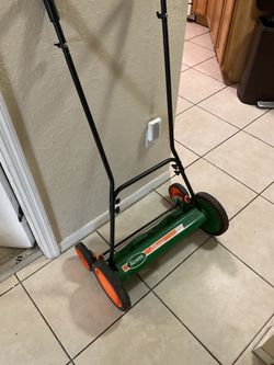SCOTTS  classic 20 inch push mower