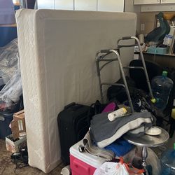 Box Spring Queen