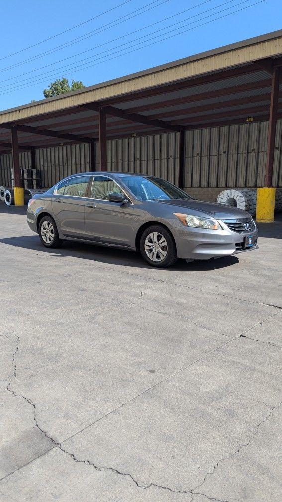 2012 HONDA ACCORD LX