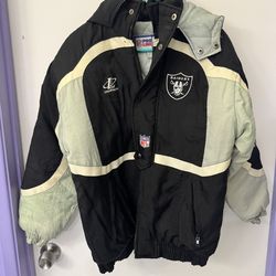 Vintage 90s NFL Logo Athletic Oakland Raiders Puffer Jacket LARGE