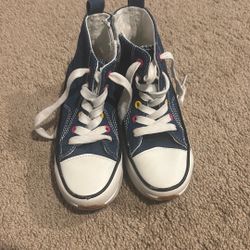 Gently used kids shoes size 1