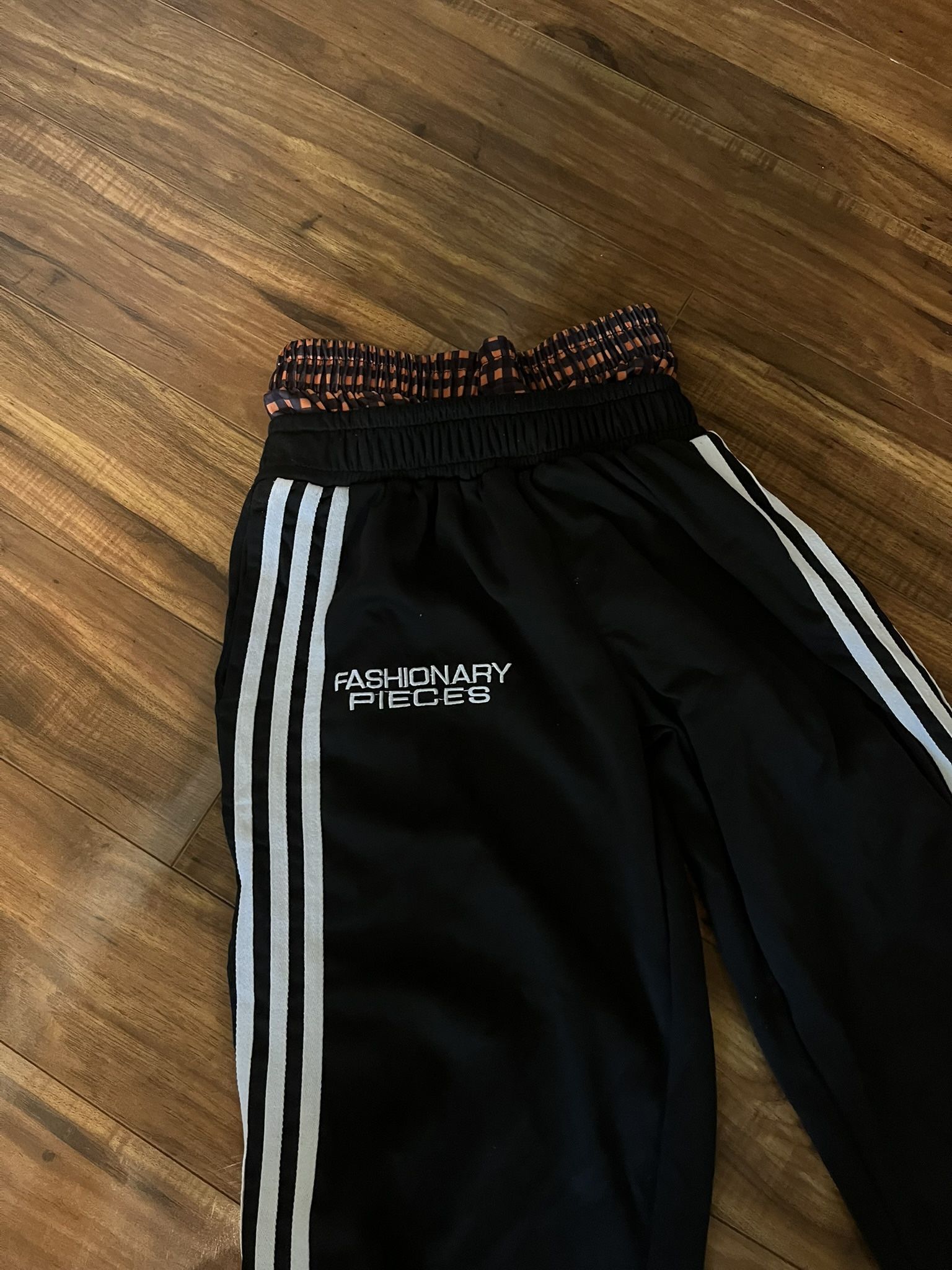 Y2K black and white vintage pants. Very comfy. Only worn twice