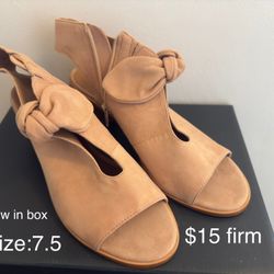 Women Dress Shoes. Size: 7.5. New In Box. Camel. Open Toes. High Heels 