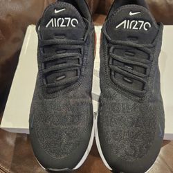 Nike Air Max 270 SE "Rainbow Heel" (Código de estilo: AQ9164-003).