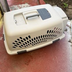 Carrier/ Pet 