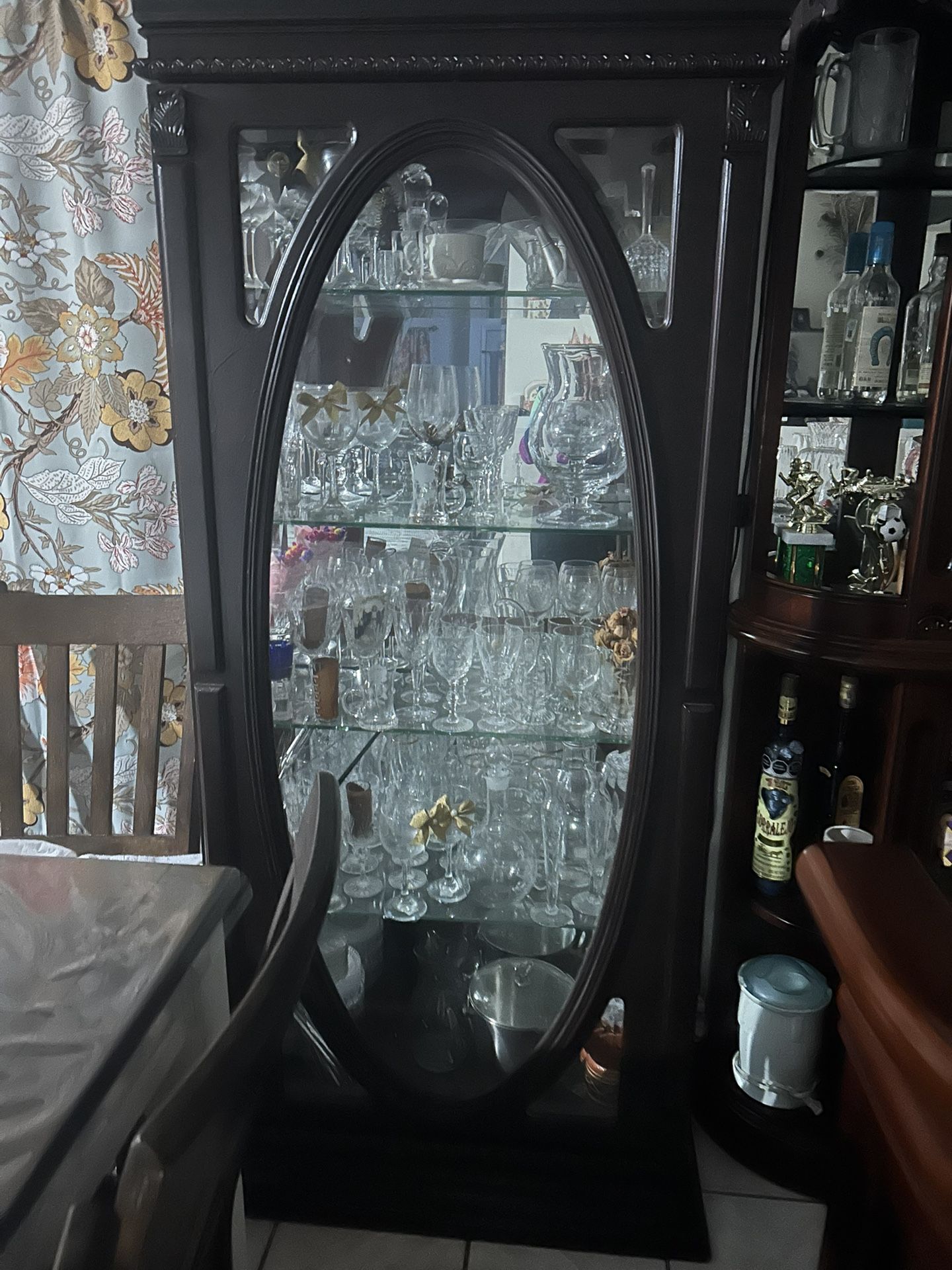 Cristalero Con Copas