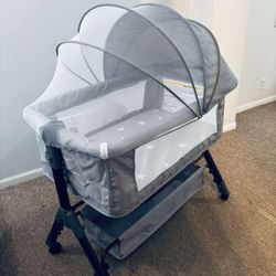 Grey Crib/ Bassinet 