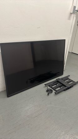 TV 55” insignia