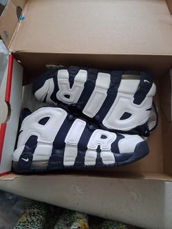 NIKE AIR MORE UPTEMPO 6.5Y