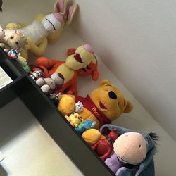 giant winnie the pooh stuffed animals