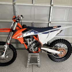 2022 KTM 250 SX-F