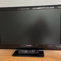TV - Sharp 26” LCD